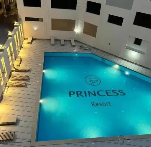 Furnished Pv In Princess Near Air Port Wifi Apartment