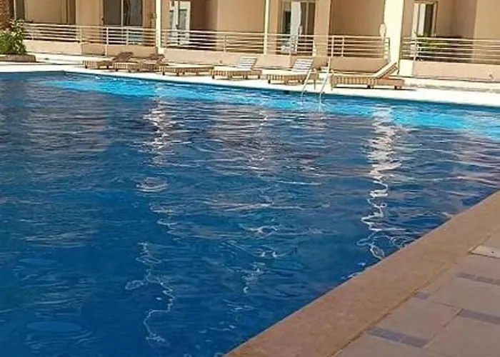 Furnished Pv In Princess Near Air Port Wifi *