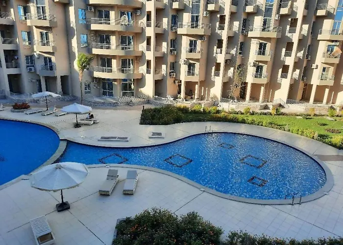 Furnished Pv In Princess Near Air Port Wifi *